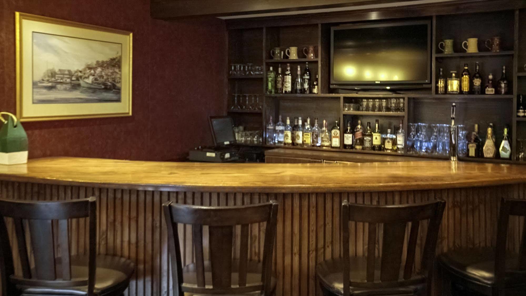 Hearthstone Inn - Port Hastings Kültér fotó